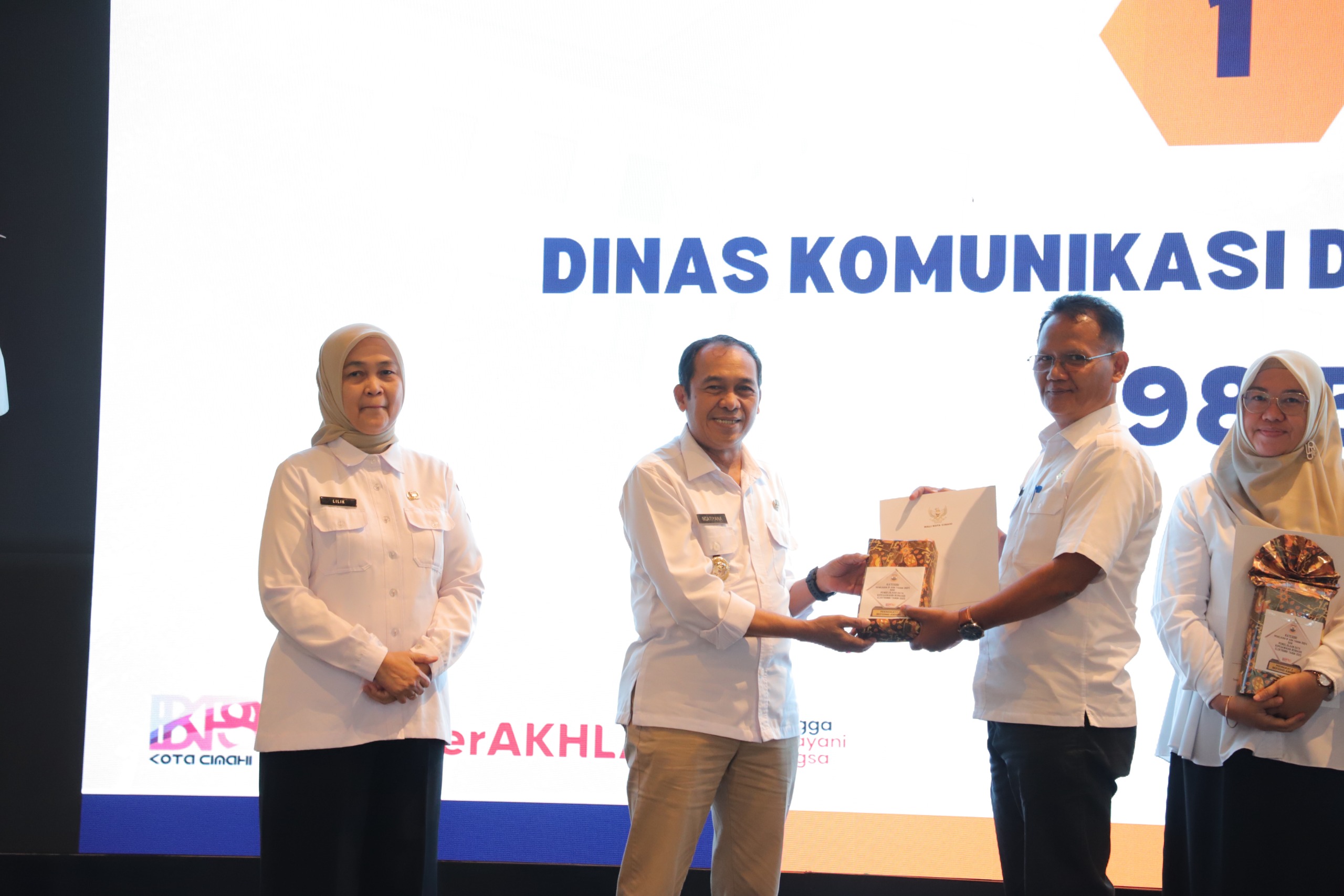 Diskominfo Kota Cimahi Raih Penghargaan IP ASN 2025