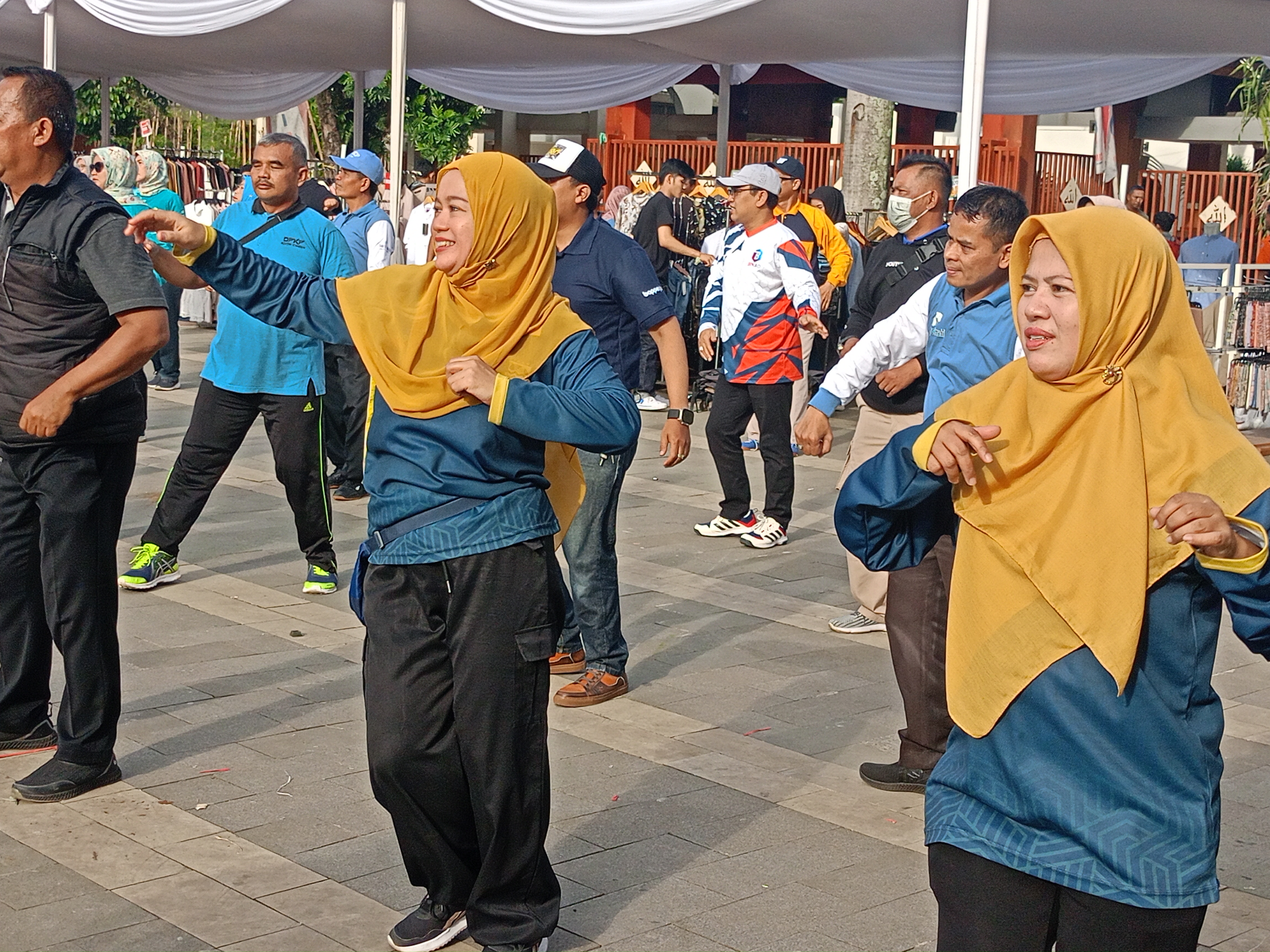 kegiatan-senam-pagi-dlm-rangka-festival-industri-cimahi-2024